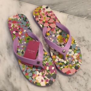Kate Spade frozen lilac flip flops NWT
